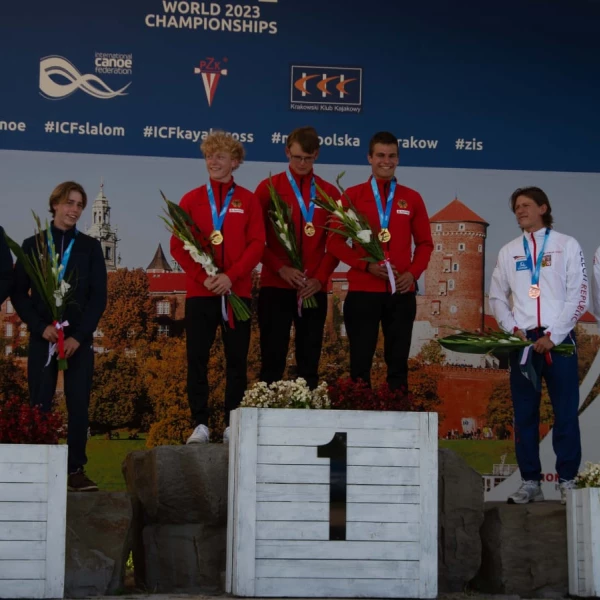 Découvrez le parcours de Ianis Triomphe